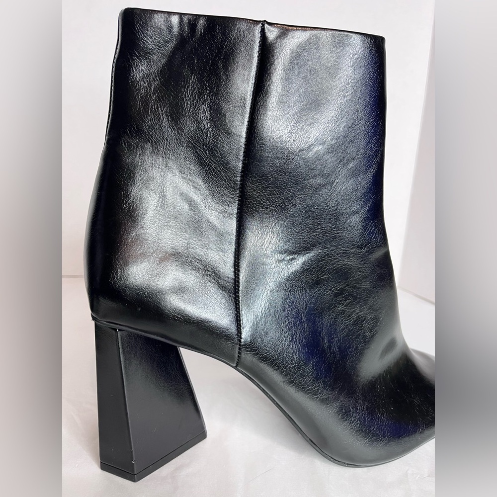 Women's Zara Black Faux Leather Pointed Toe Ankle Boots - Picture 8 of 15